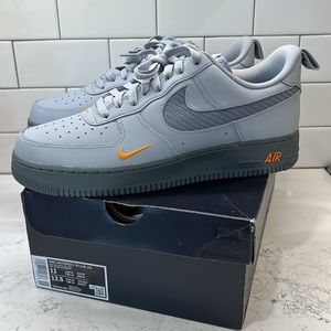 NEW Nike Air Force 1 '07 LV8 J22 ‘Wolf Grey Kumquat' Men’s 11 Women’s 12.5